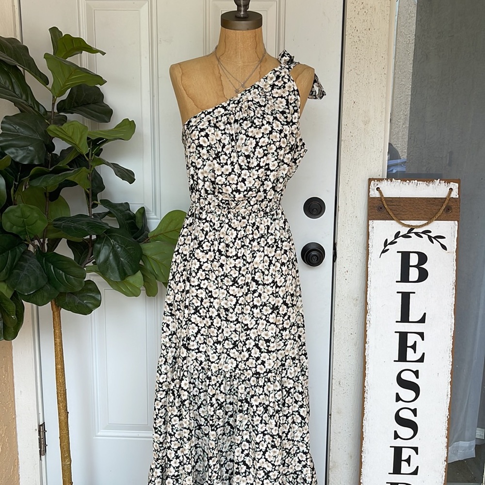 Shein - Picture 2 of 5